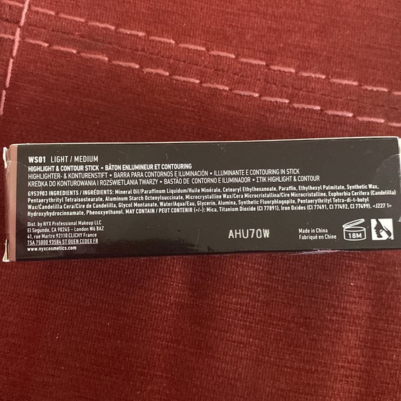 πNYX: WONDER STICK- Highlight & Contour Stick in Light/Medium - Picture 7 of 10